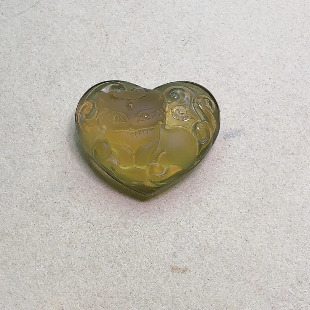 水晶颈饰未镶嵌天然巴西黄水晶手工雕刻件