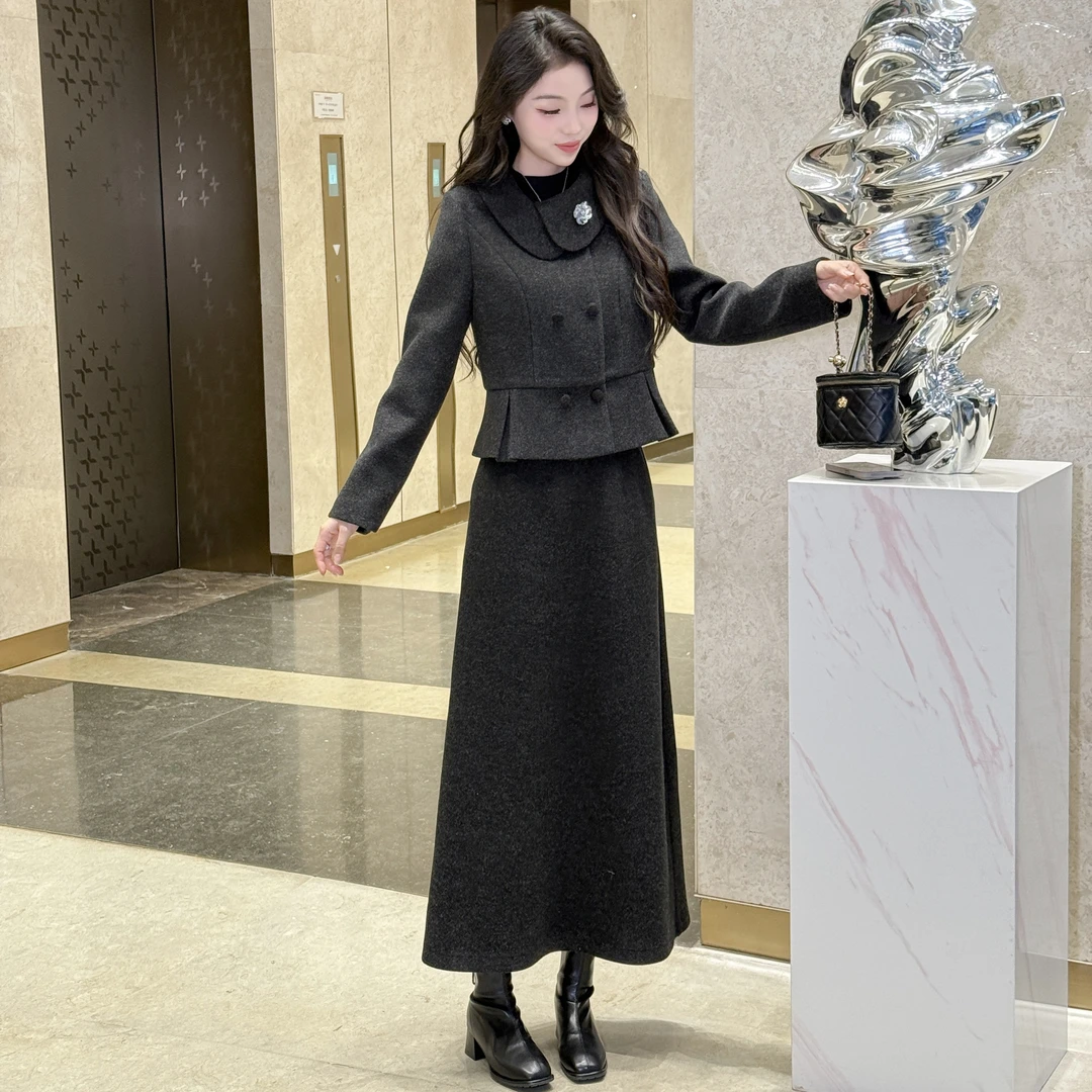 【小香风外套+毛呢裙】2025冬新款韩系高级感收腰修身显瘦气质套装