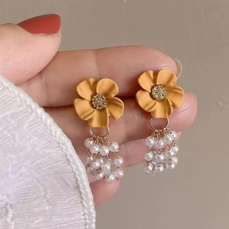 铜合金耳饰 花朵珠珠串串小巧耳钉小众设计高级感耳环女耳饰N2680