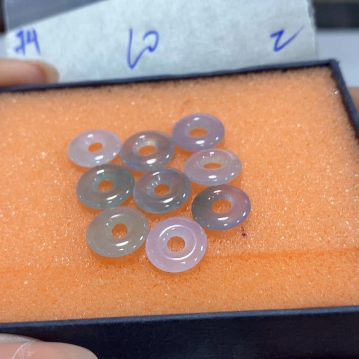 蓉***妞定制翡翠未镶嵌不退