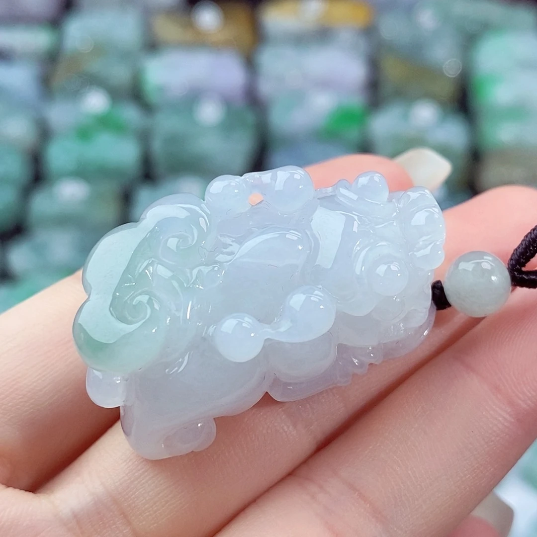 颈饰未镶嵌翡翠天然