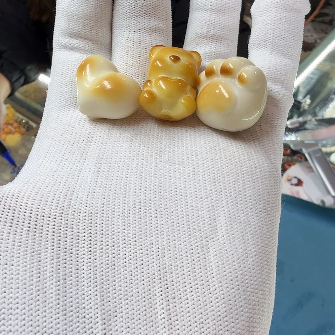 萌***萌菩提根/象牙果吊坠单颗 小蕾