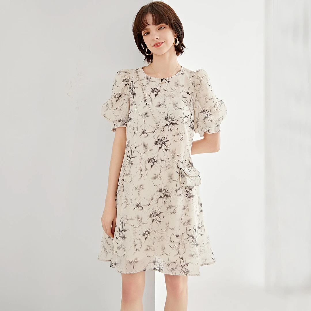 【粉丝专享】夏款印花泡泡袖碎花连衣裙休闲减龄小个子雪纺裙子女