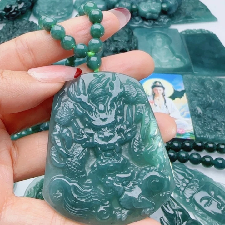 翡翠未镶嵌颈饰多样性发货天然A货翡翠