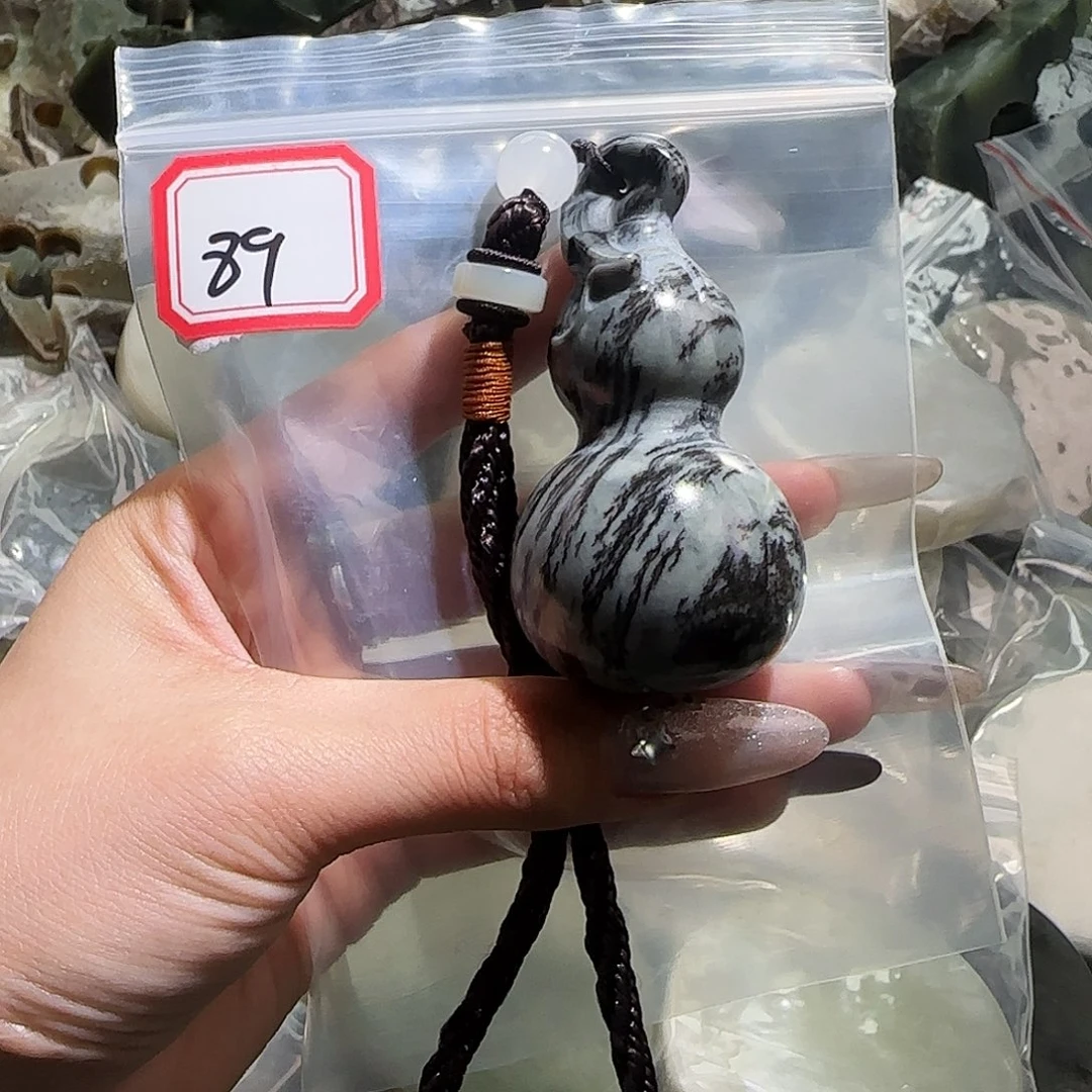 和田玉未镶嵌珠宝半成品