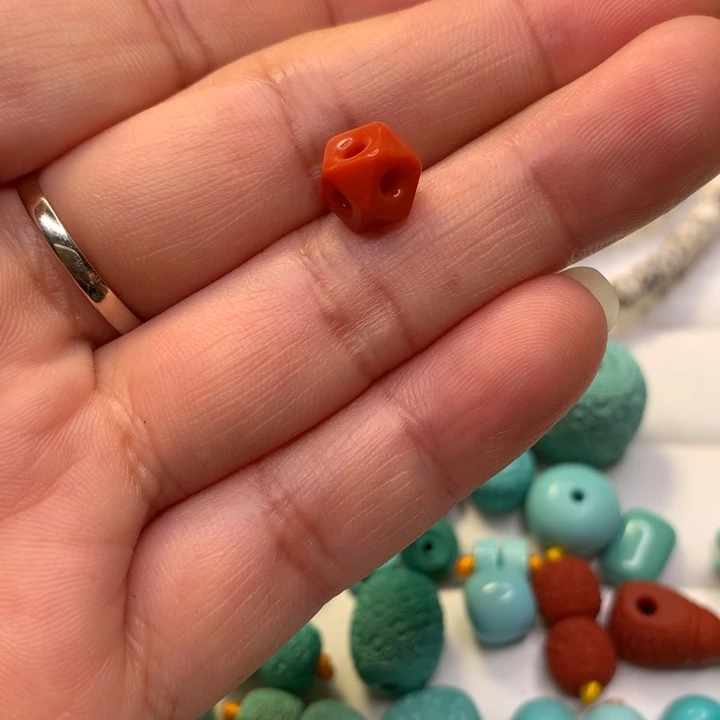 南红玛瑙未镶嵌颈饰