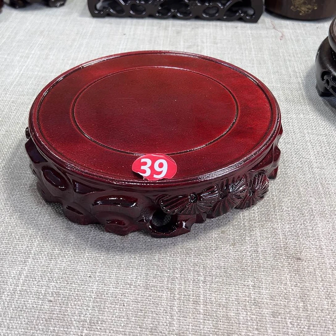 红木底座精雕工艺品