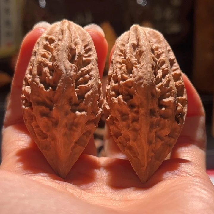 文玩核桃吊坠流水柳叶24