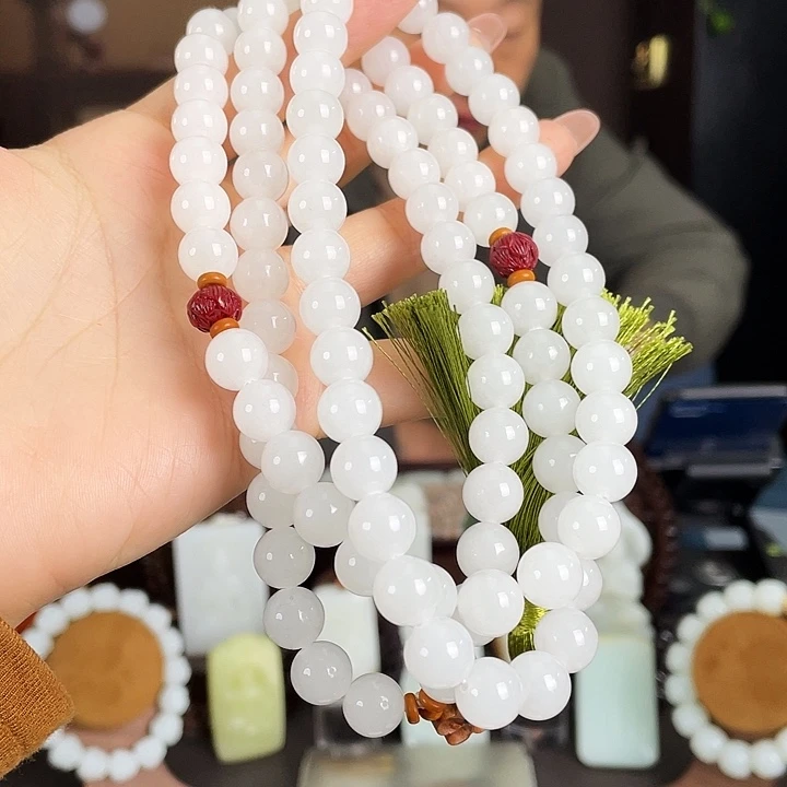 和田玉未镶嵌颈饰定制发货