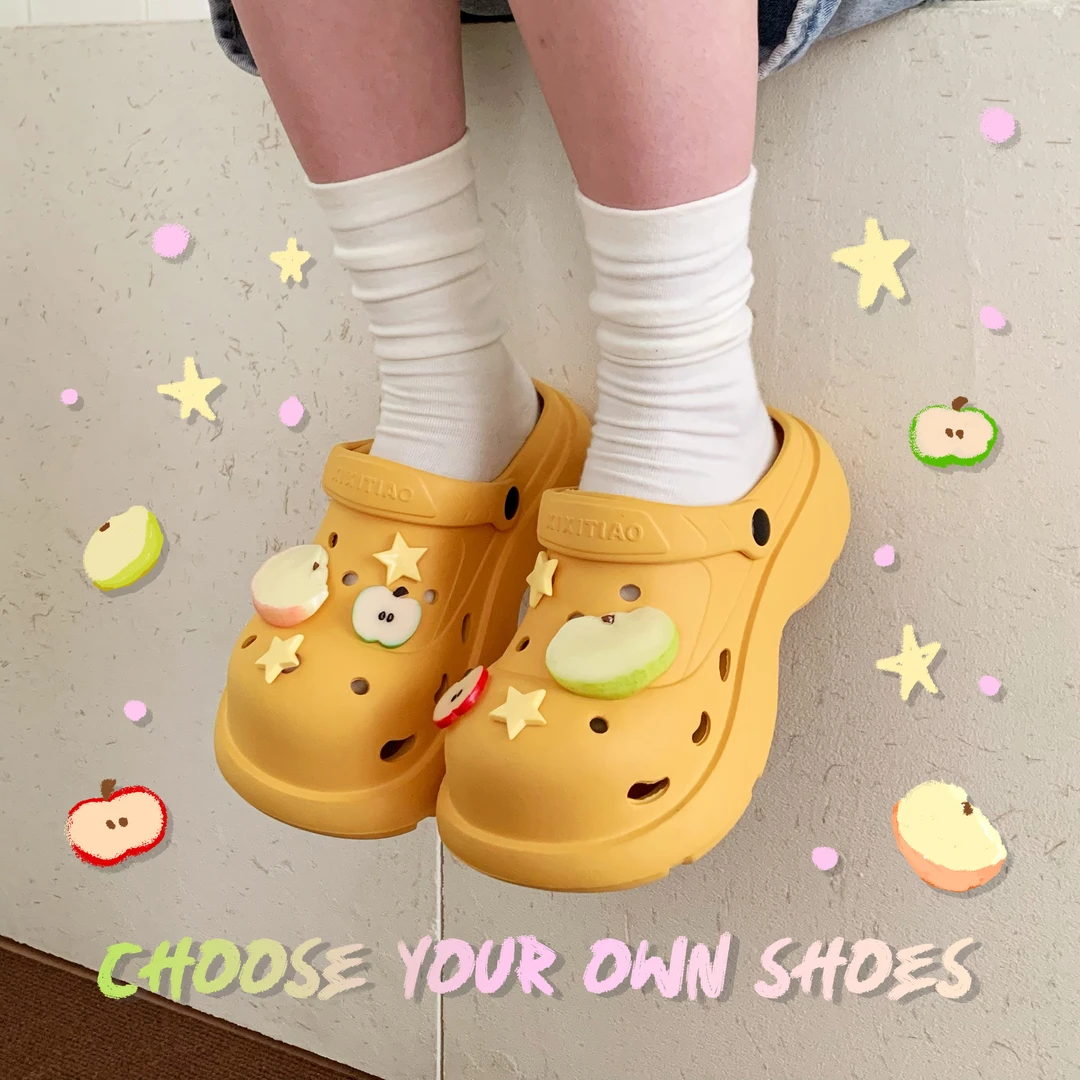 细细条 夏季创意仿真苹果片少女心洞洞鞋女生个性百搭沙滩凉拖鞋