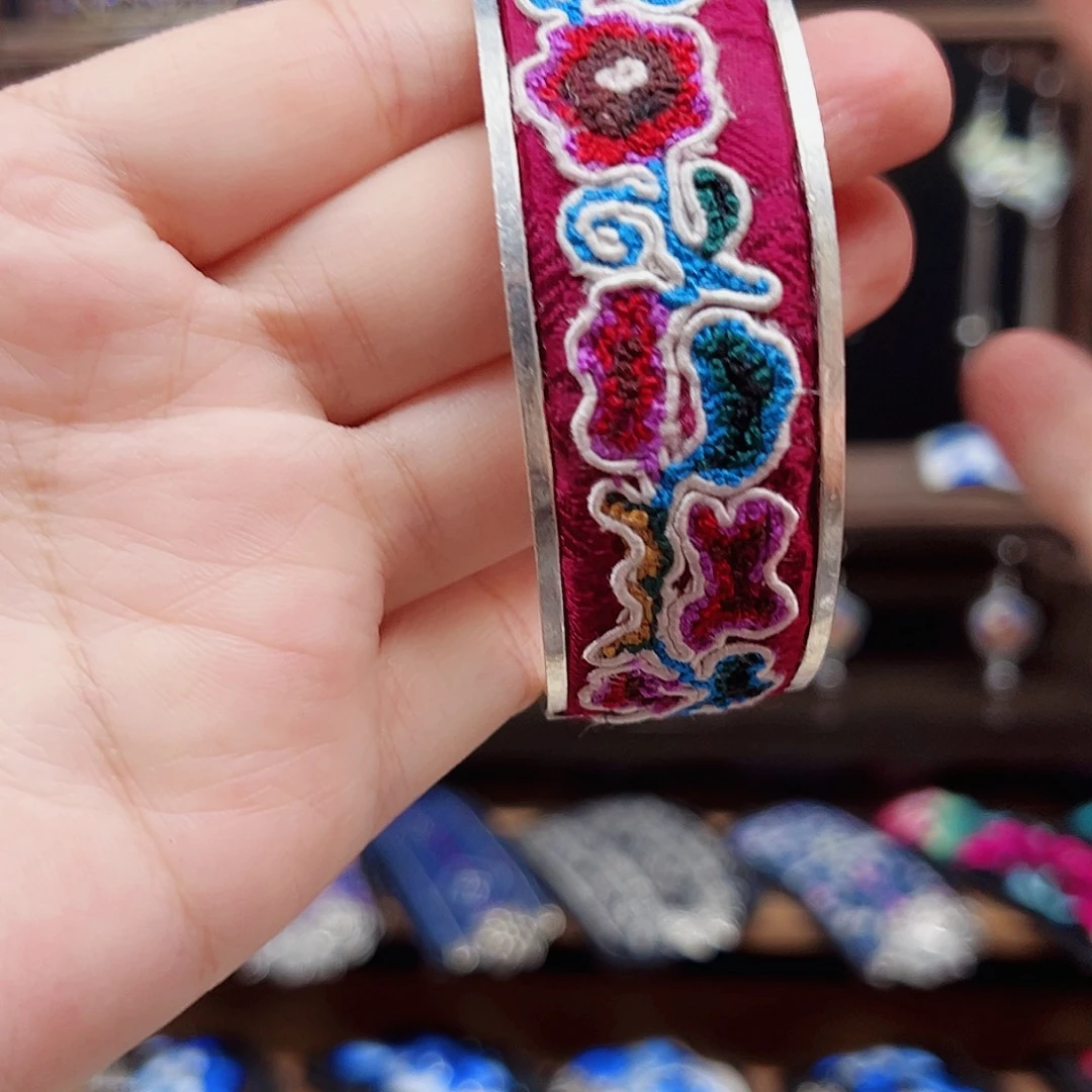织绣手工刺绣工艺品