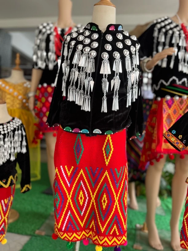 景颇族女童银袍大童套装3到6岁