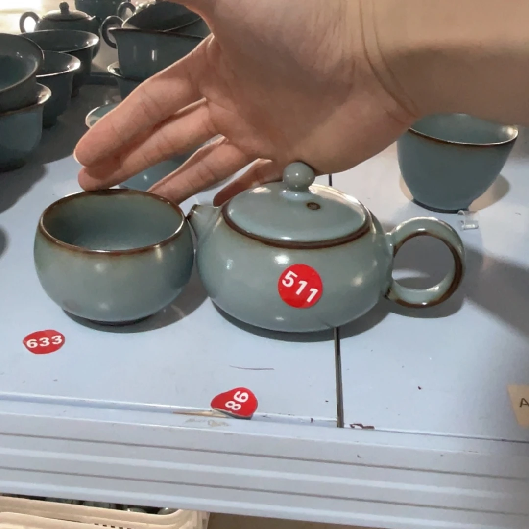 瓷片小微瑕。。。。。。。。。。。