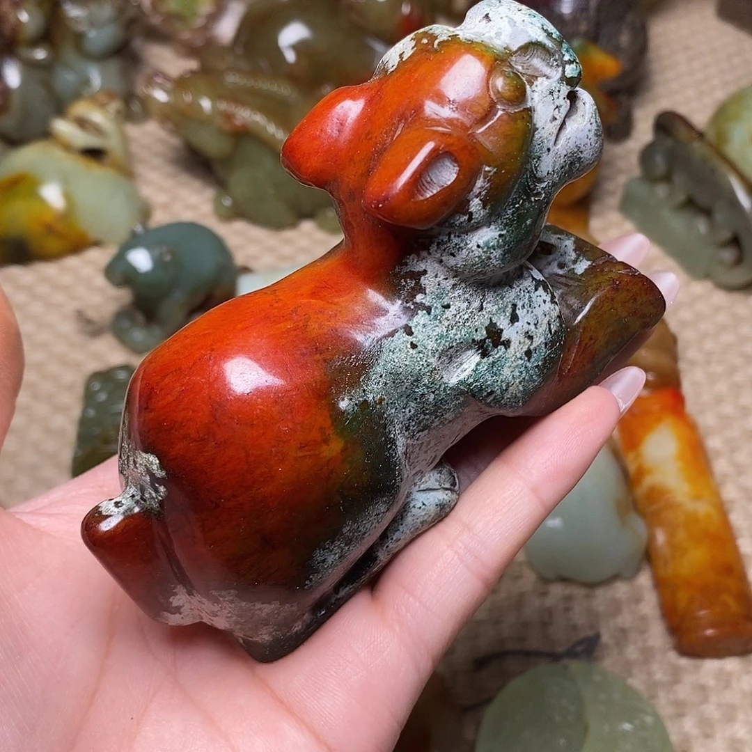 未镶嵌蛇纹石玉颈饰