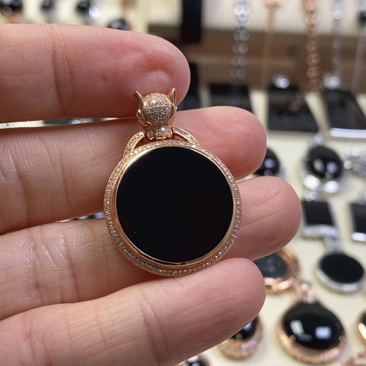 翡翠颈饰18K金镶嵌缅甸天然翡翠墨翠