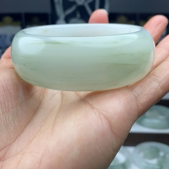 石英质玉（金丝玉）手镯未镶嵌0****6