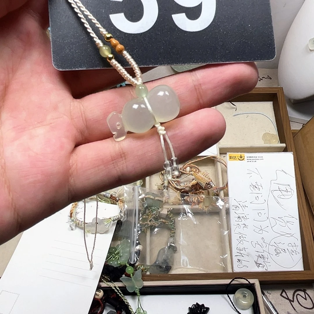 蛇纹石玉合金颈饰