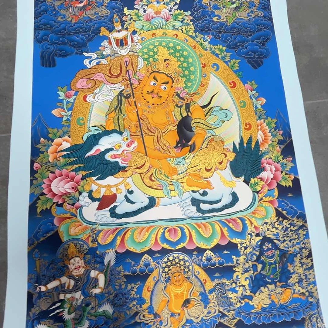 手绘唐卡财宝天 挂画浮力