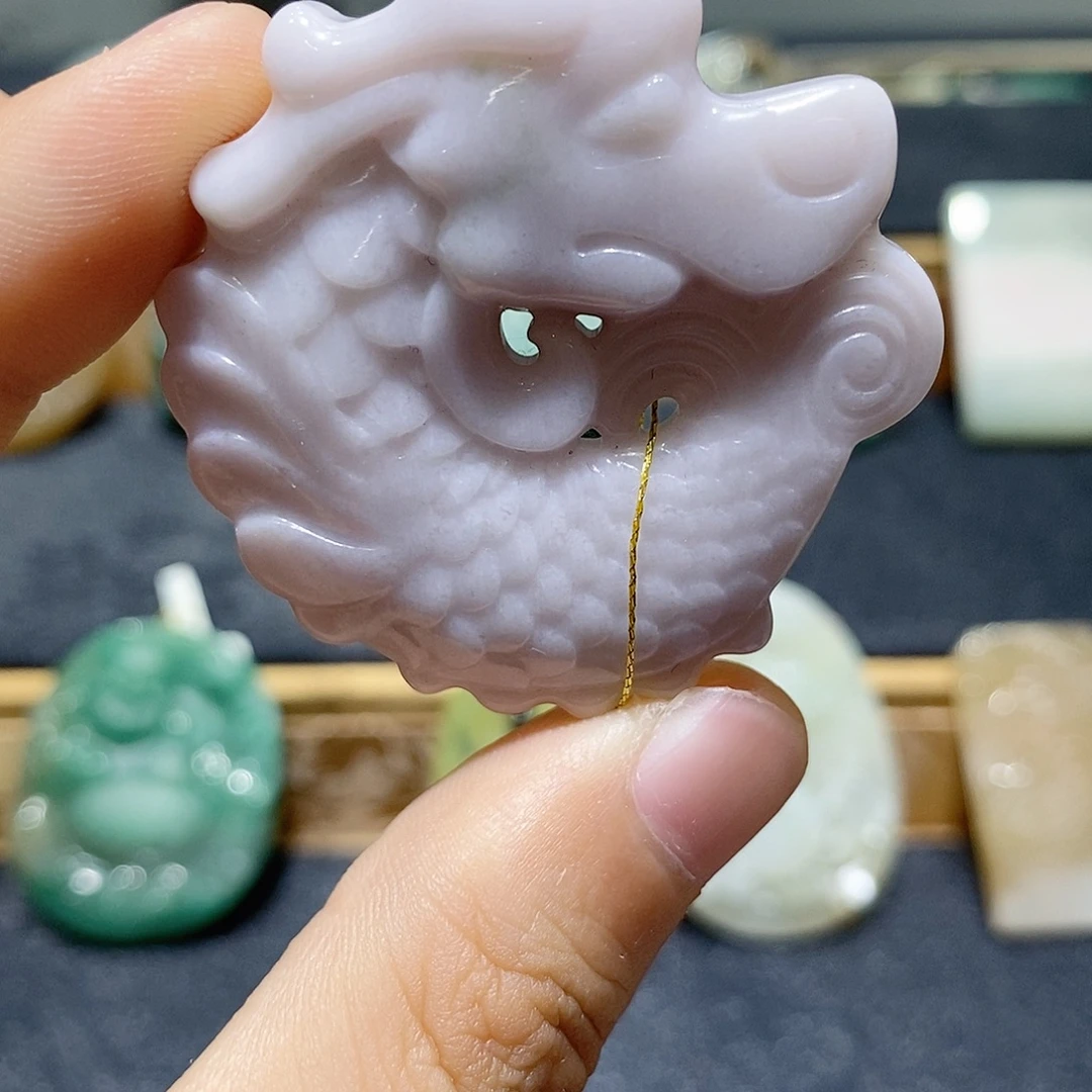 独山玉未镶嵌吊坠