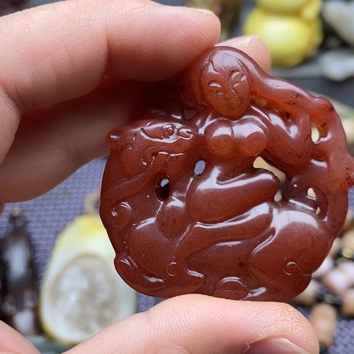 未镶嵌蛇纹石玉颈饰