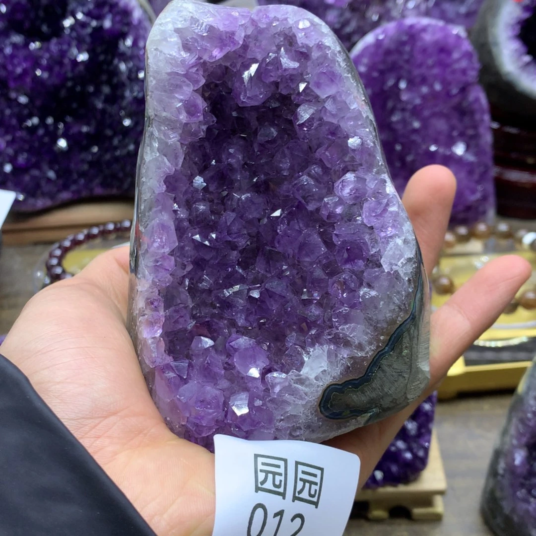 紫晶大型摆件（非配饰）未镶嵌