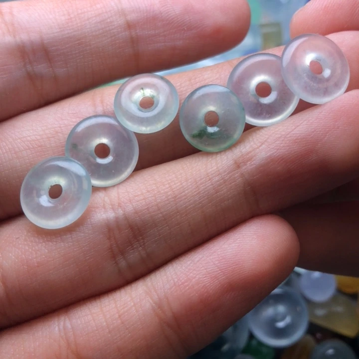 未镶嵌定制翡翠挂件