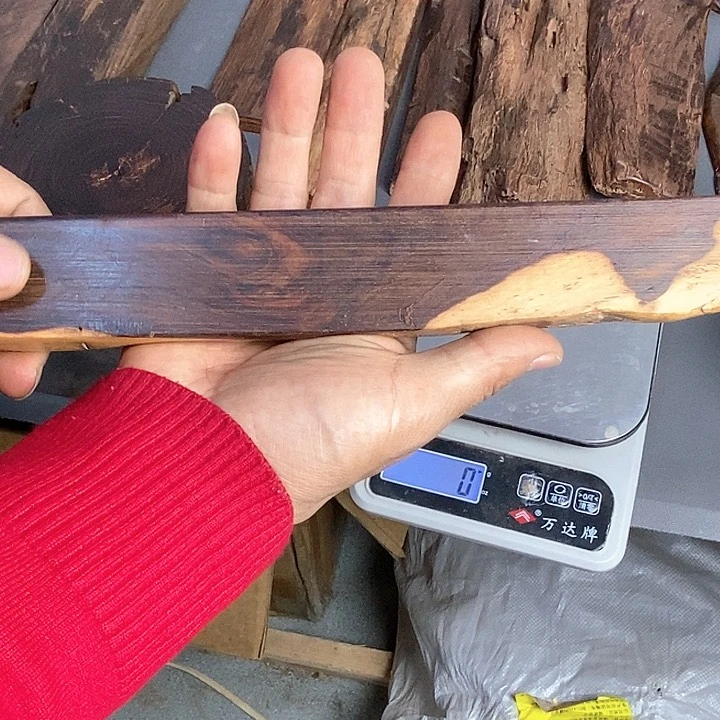 交趾黄檀（大红酸枝）?****⭐313