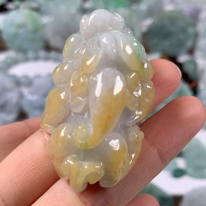 翡翠未镶嵌颈饰大貔貅福利卡厚24+