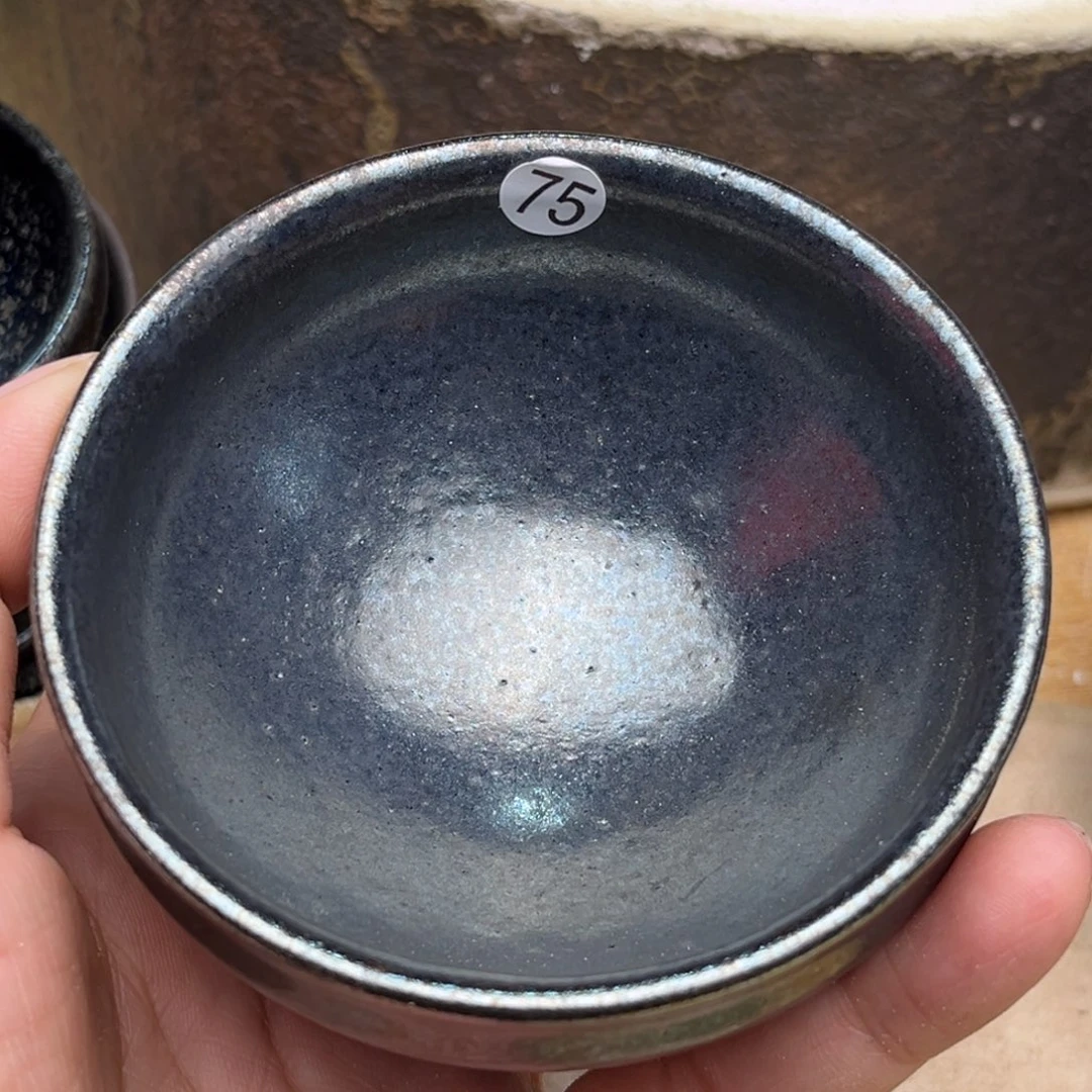 茶盏义兴龙窑坚持真柴烧