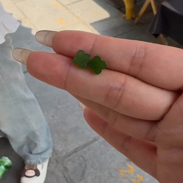 和田玉18K金镶嵌颈饰