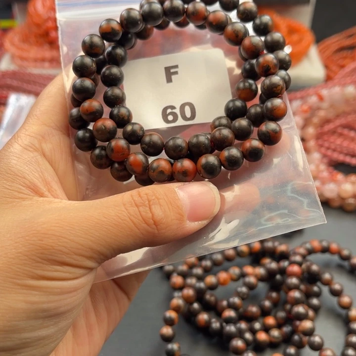 南红玛瑙未镶嵌多样性发货默认微瑕称重8mm3条