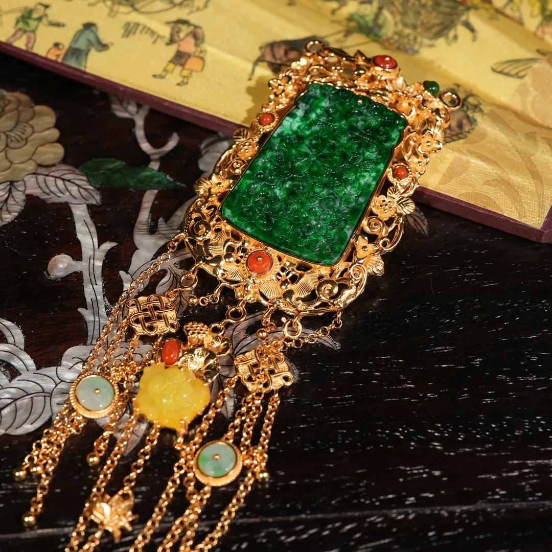 3.1香港王老板-翡翠镶嵌吊坠w1563