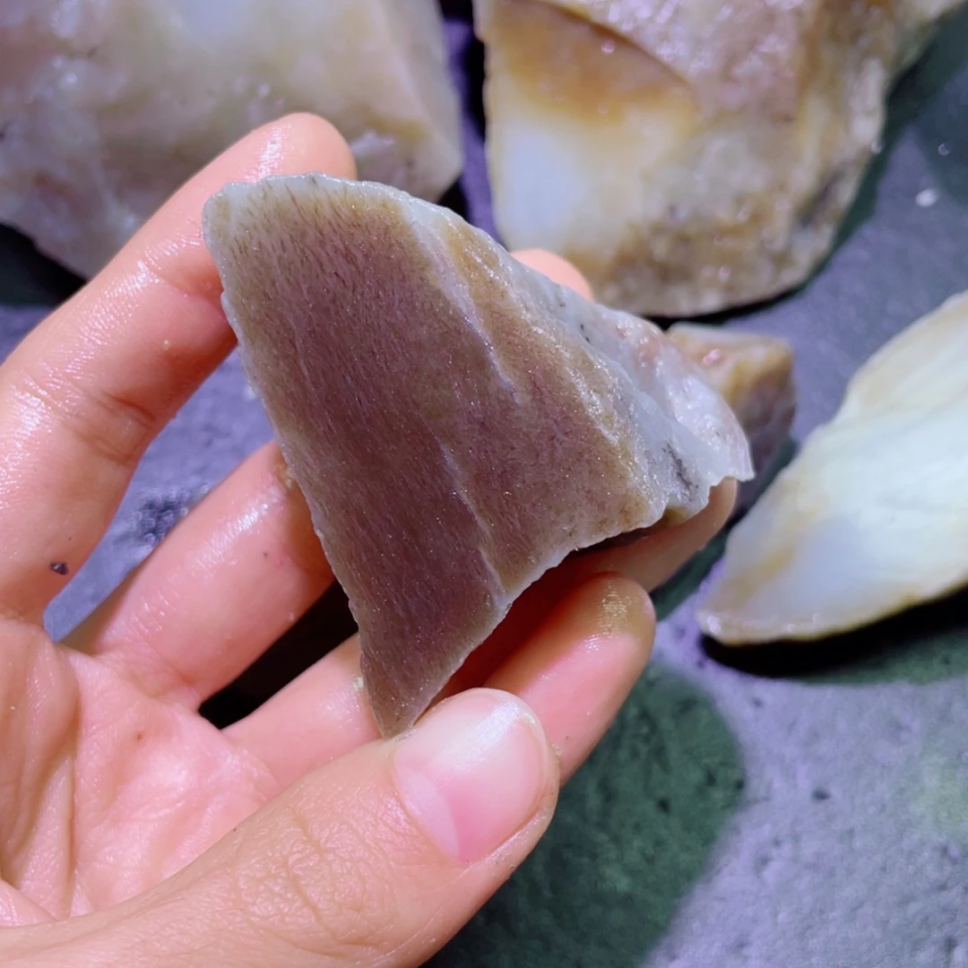 和田玉未镶嵌珠宝半成品