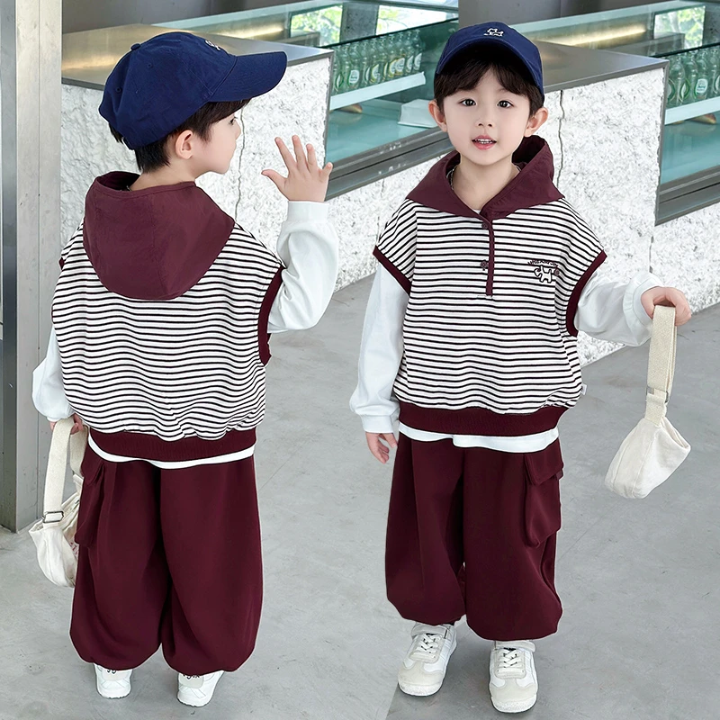 男童秋装套装2025新款洋气男宝宝秋季儿童休闲运动马甲卫衣三件套
