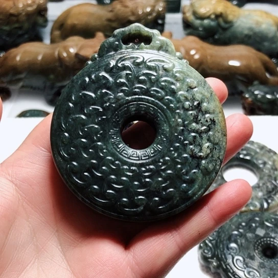 岫岩河磨玉（透闪石质玉）把件未镶嵌孙*天