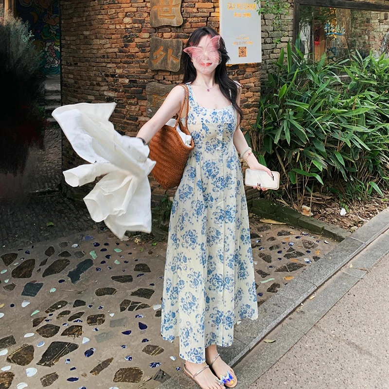 2025夏季新款法式气质高式简约小蓝花吊带收腰连衣裙显瘦收腰甜美