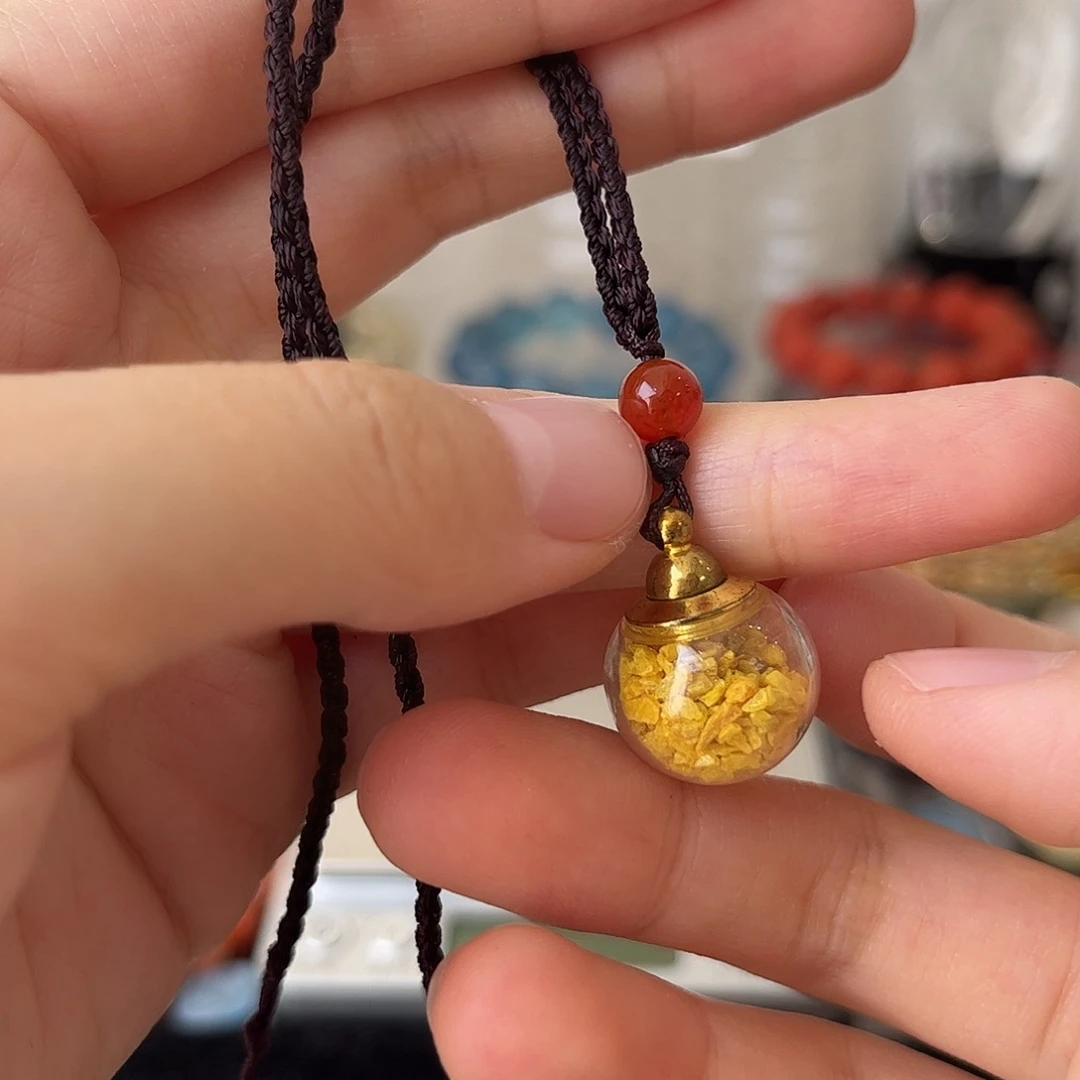 玛瑙/玉髓未镶嵌颈饰矿坑