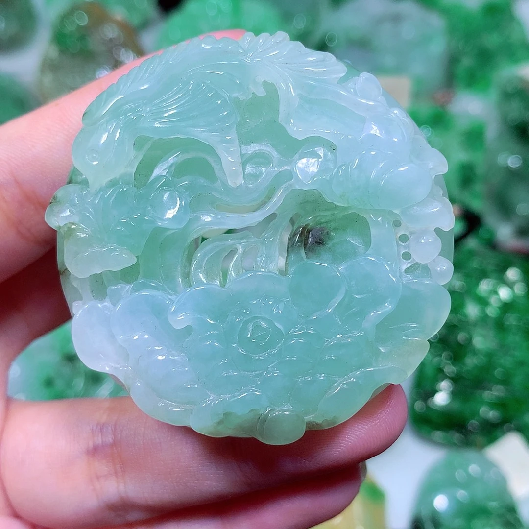 吊坠(不含链)未镶嵌翡翠