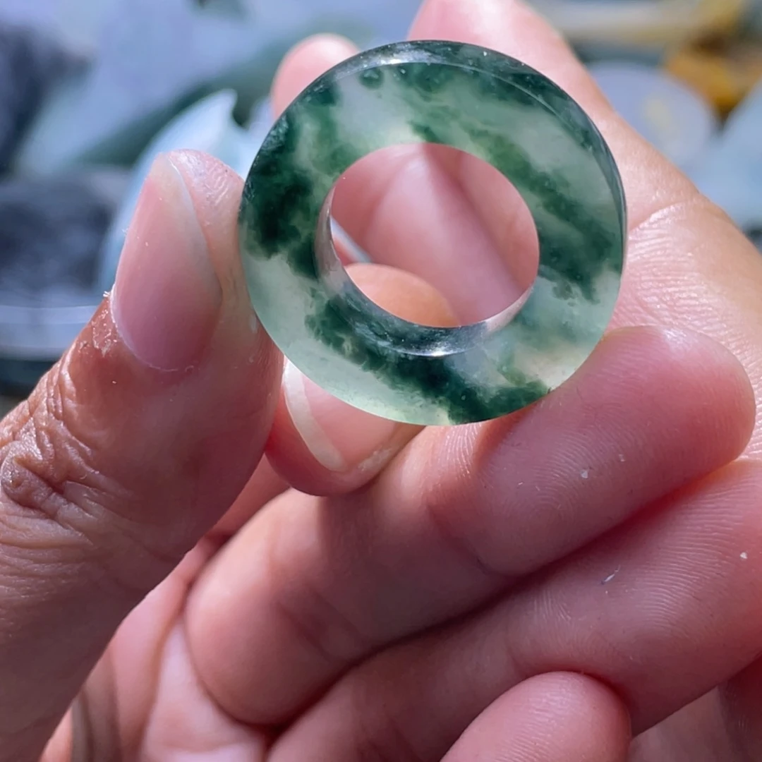 定制翡翠未镶嵌翡翠定制
