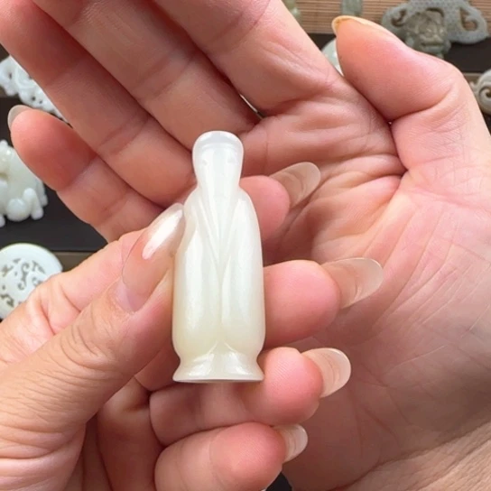 和田玉（糖玉）未镶嵌颈饰