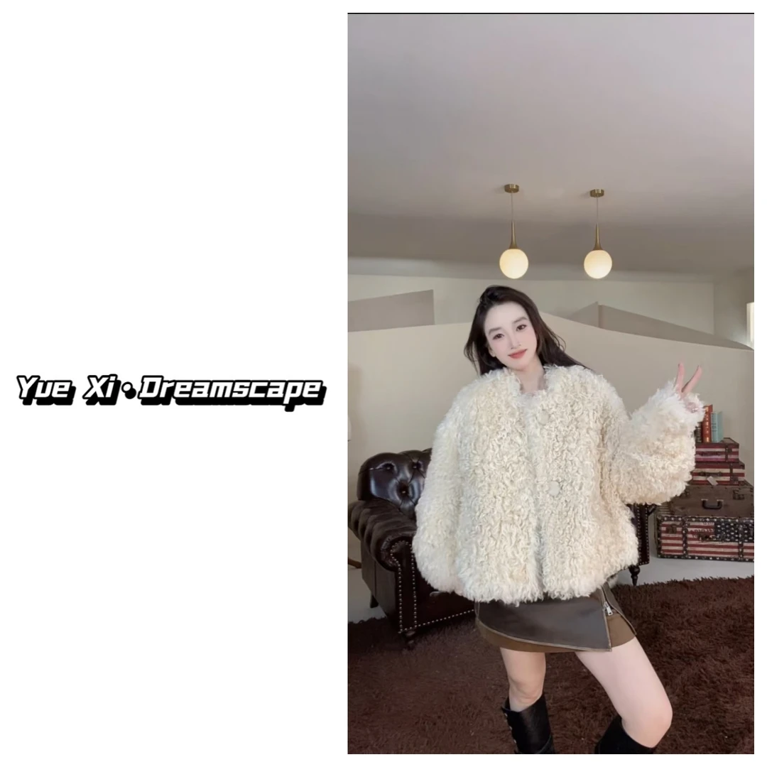 Yue Xi”圣丹尼斯“40483 原单托斯卡纳皮毛一体外套