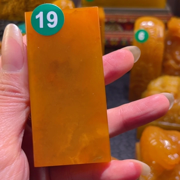 李***彤寿山石寿山石雕刻艺术