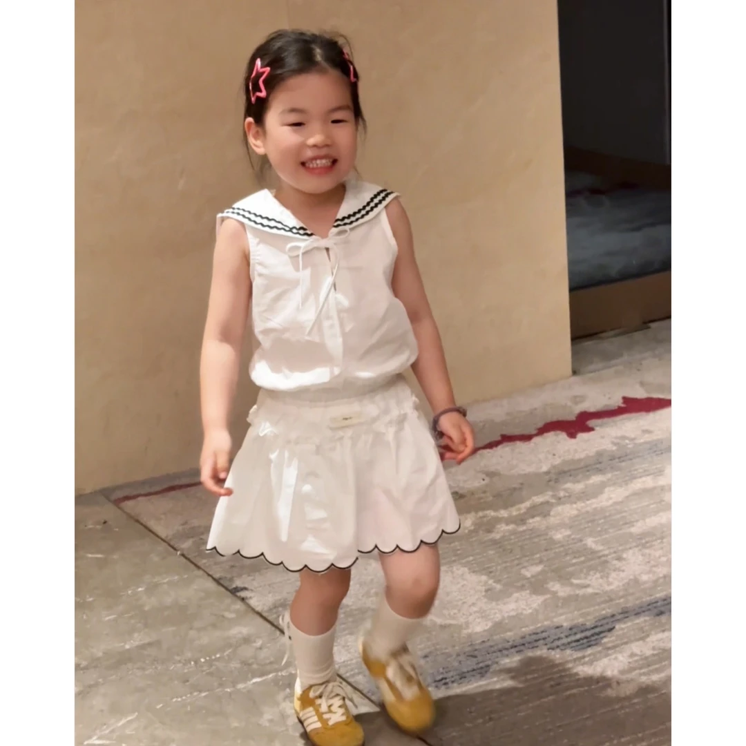 KidsOnTheMoon 日光岛屿套装
