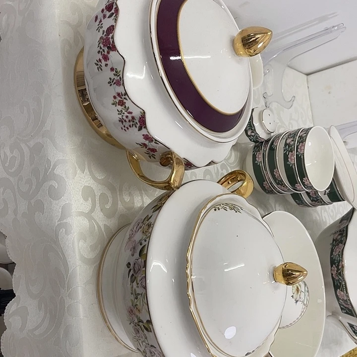 甜***a新骨瓷2个汤锅微瑕完美主义者慎拍