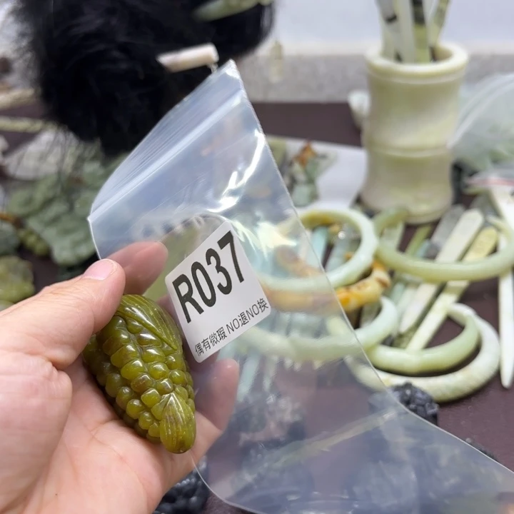 蛇纹石玉发饰合金?**?