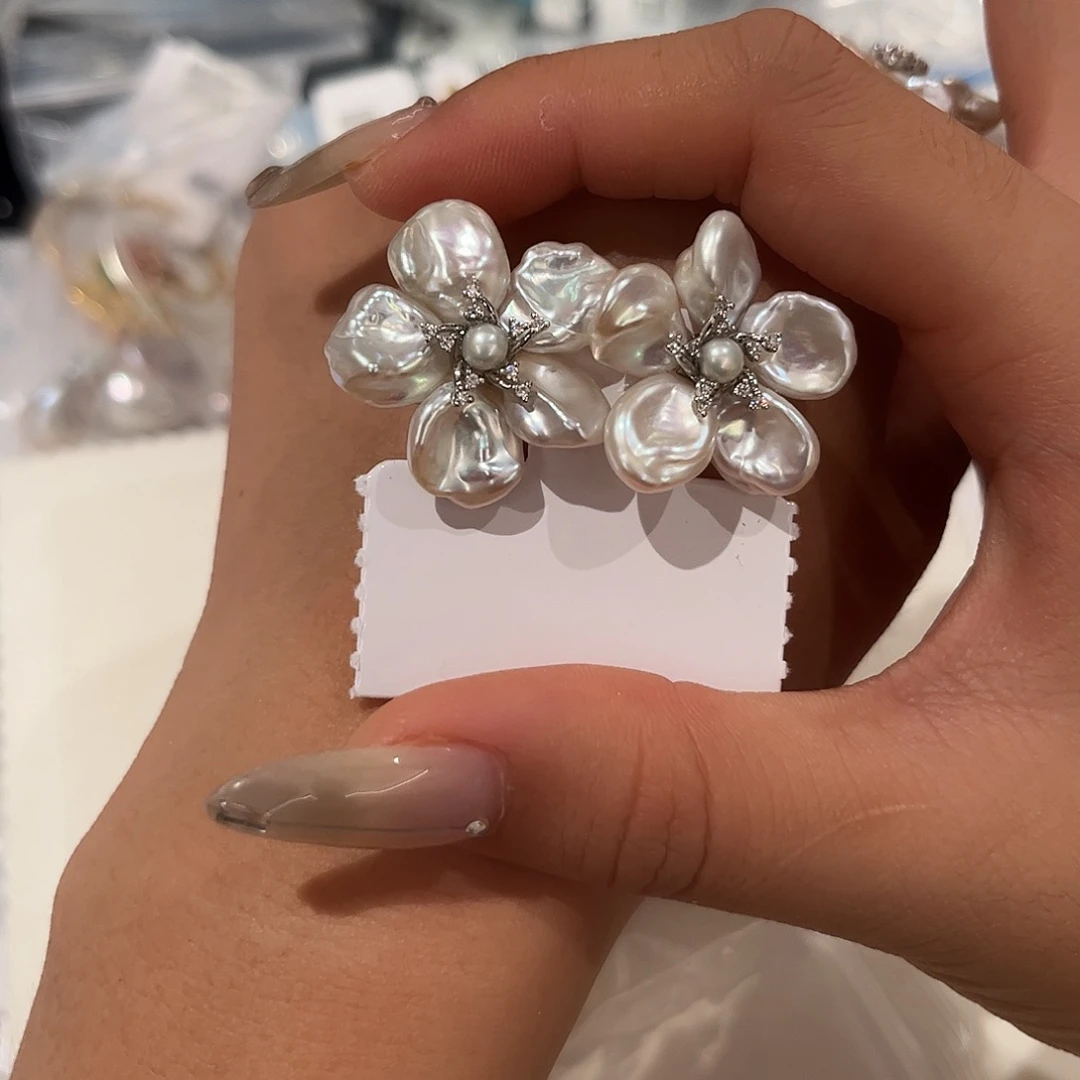 合金淡水珍珠耳饰