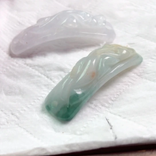 翡翠颈饰未镶嵌百*吊坠