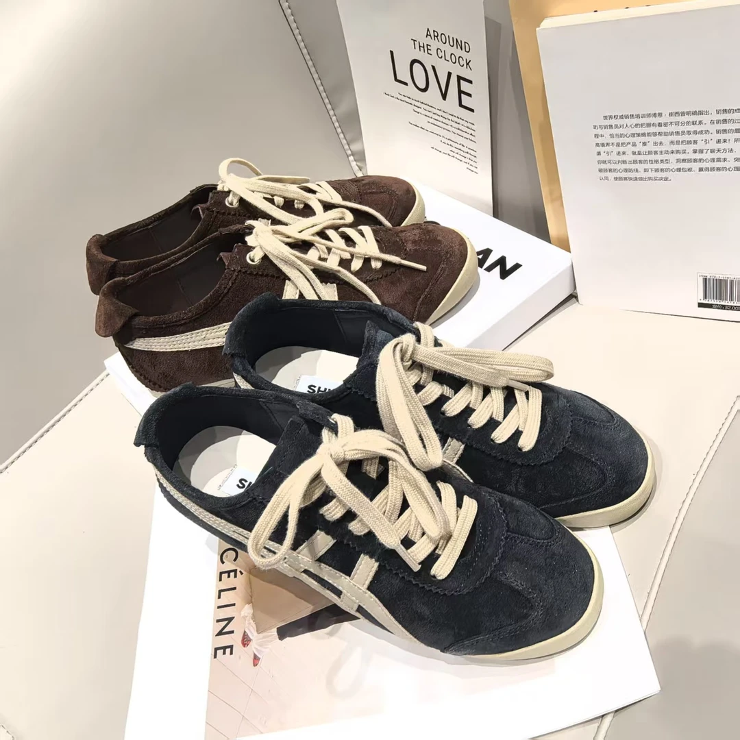 WKK   经典两色休闲鞋