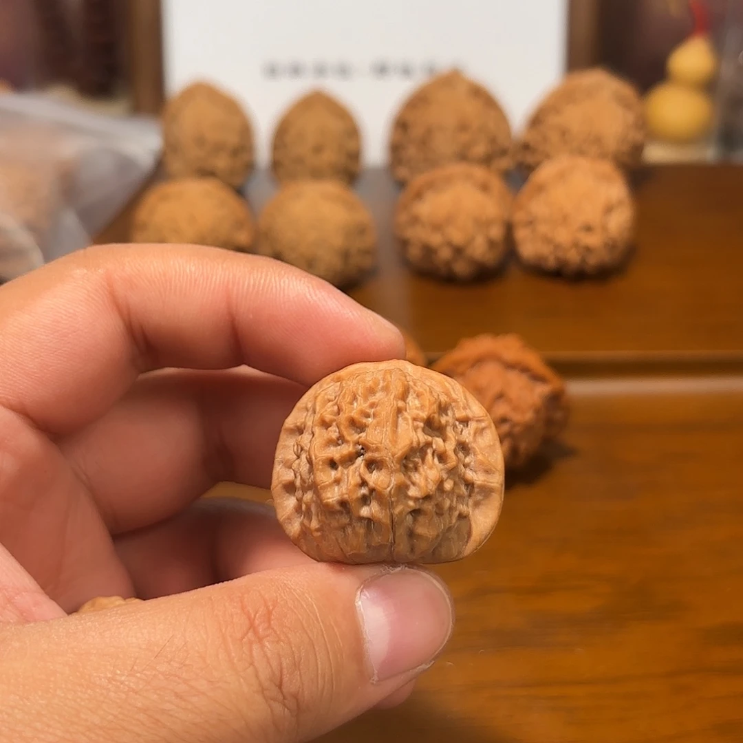 吊坠文玩核桃瓷娃娃