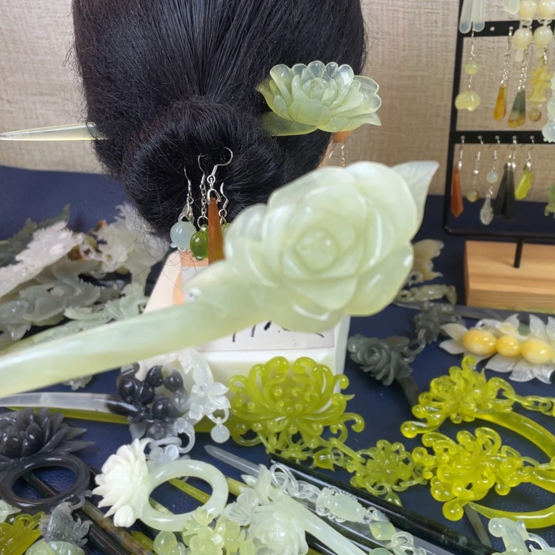 蛇纹石玉未镶嵌发饰